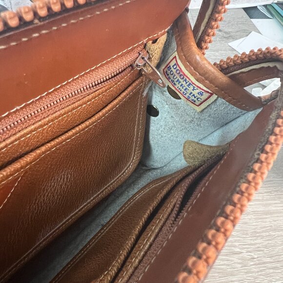 Vintage  Dooney and Bourke Pebbled Off White Leather Satchel Made in USA - Picture 8 of 8